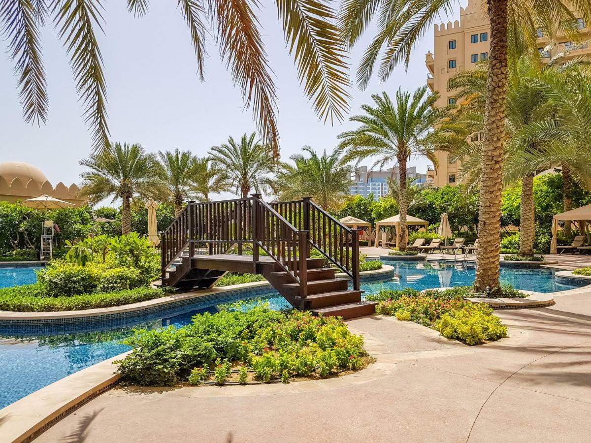 Beachfront Two Bedrooms On Palm Jumeirah By Deluxe Holiday Homes Дубай Экстерьер фото